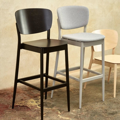 Chaise de bar contemporaine - Valencia - TON a.s. - d'intérieur / en tissu / en cuir