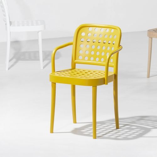 Chaise contemporaine - 822 - TON a.s. - d'intérieur / en contreplaqué / avec piètement en hêtre