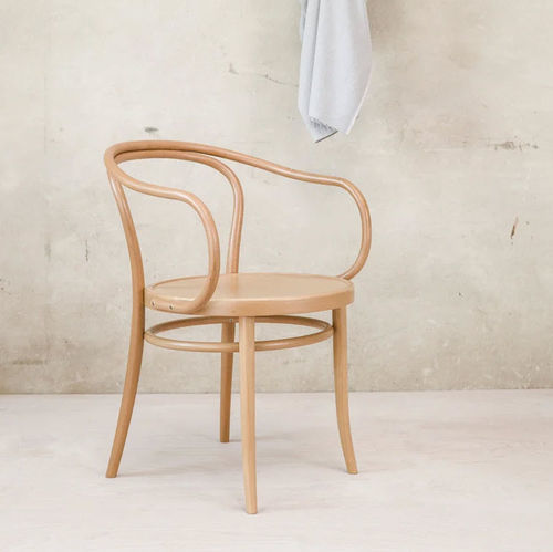 Chaise de salle à manger traditionnelle - 30  - TON a.s. - d'intérieur / en hêtre / avec piètement en hêtre
