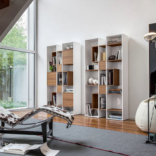 Bibliothèque contemporaine - ABACO - Tonin Casa - professionnelle / en bois laqué / Fabriquée en Italie