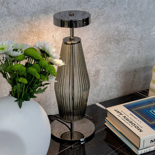 Lampe de table - CHIC - Tonin Casa - en métal peint / en cristal / en méthacrylate