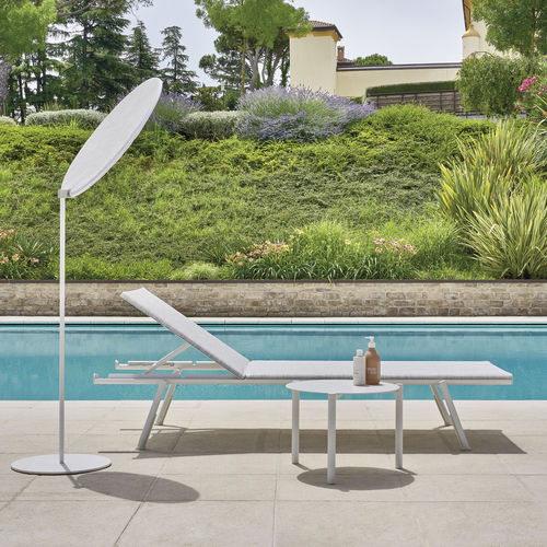 Parasol rond - EMMA - Varaschin - déporté / orientable / en tissu