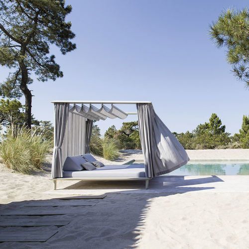Lit de jardin à baldaquin - SUNMOON - Varaschin - double / contemporain / avec éclairage intégré
