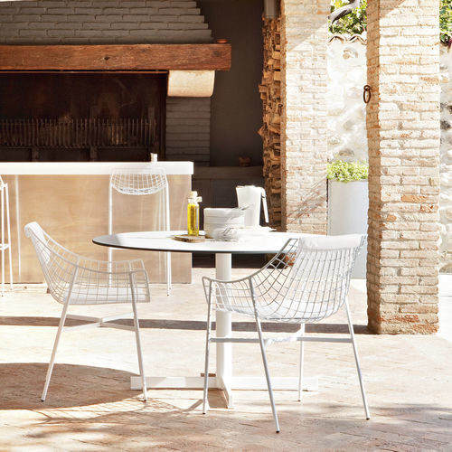 Pied de table en acier à revêtement par poudre - SUMMER SET - Varaschin - contemporain / 4 branches / résistant aux intempéries