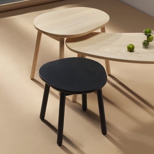 Tabouret contemporain - Pebble - Zilio A&C - en frêne / avec piètement en bois / noir