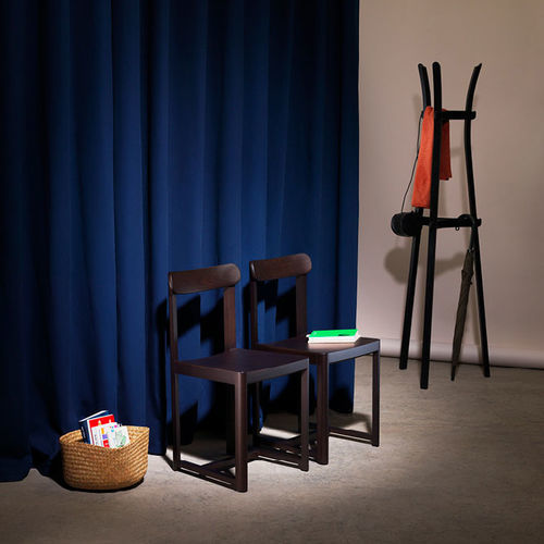 Chaise de salle à manger contemporaine - Seleri - Zilio A&C - d'intérieur / en tissu / en chêne