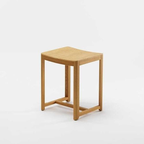 Tabouret contemporain - Seleri - Zilio A&C - en chêne / en hêtre / en tissu