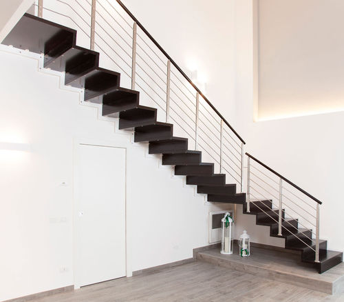 Escalier quart tournant - LOGICA A SBALZO ICL - ITALIAN FASHION STAIRS - à marches en bois / structure en acier / résidentiel