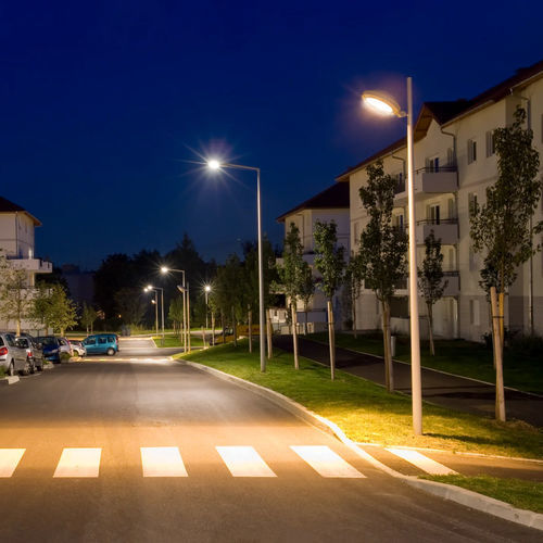 Lampadaire urbain - Prioriled - Eclatec - contemporain / en aluminium / à LED