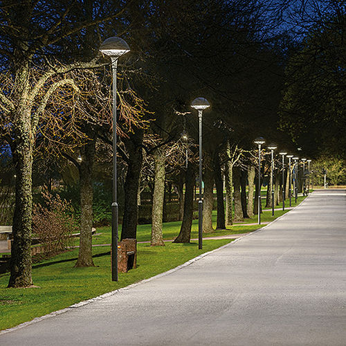 Lampadaire urbain - PLURIO - Thorn Europhane - de jardin / contemporain / en aluminium