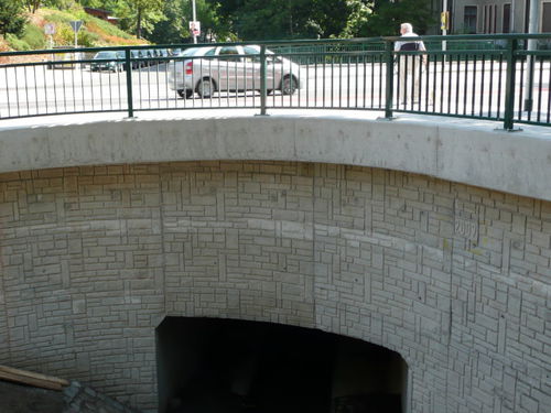 Matrice de coffrage pour mur de soutènement - ENGADIN - RECKLI GmbH - aspect brique / pour béton imprimé