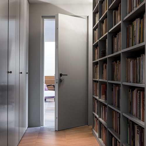 Porte d'intérieur - PROJECT - Oikos Venezia - en bois / battante / contemporaine