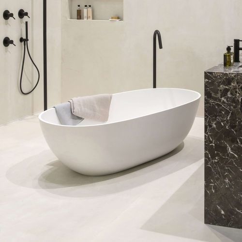 Baignoire ovale - AMBOINE  - Condor - en îlot / pour habitat / en Solid Surface