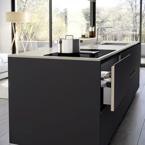 Cuisine contemporaine - AVALON - MOBALCO - en stratifié haute pression / en bois massif / avec îlot