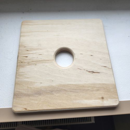 Support de fixation pour lustre - Saros Est OÜ - pour suspension / carré / en bois