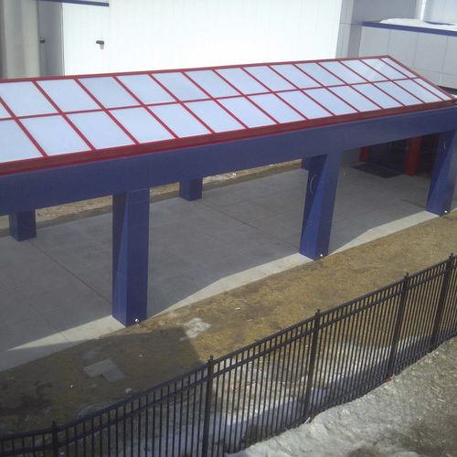Auvent d'entrée - SKYSHADE 3700® - EXTECH Exterior Technologies, Inc - pour bâtiment tertiaire / en métal / en verre