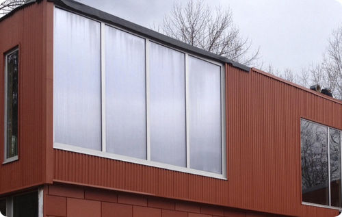 Panneau en polycarbonate pour mur-rideau - SI4300 - Solar Innovations, Inc.