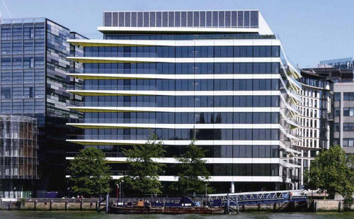 Façade ventilée en verre - RIVERBANK HOUSE - Josef Gartner