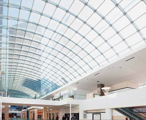 Toit vitré en acier - CALGARY EATON CENTRE - Josef Gartner