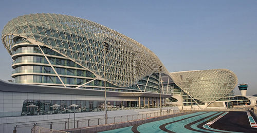 Panneau en verre transparent - YAS HOTEL ON YAS ISLAND - Josef Gartner - pour façade / plat