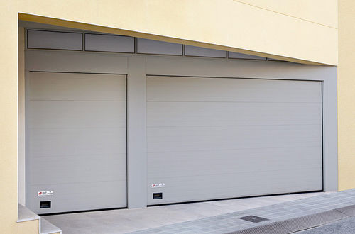Porte de garage sectionnelle - SANDWICH - Angel Mir – Portes Bisbal - en acier galvanisé / automatique