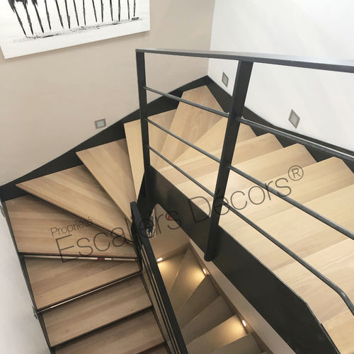 Escalier demi-tournant - LOFT DT132 ESCA'DROIT® - ESCALIERS DECORS - à marches en bois / structure en acier / résidentiel