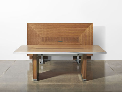 Table de réunion contemporaine - MOTUS - Halcon - en bois / rectangulaire / avec prise de courant intégrée
