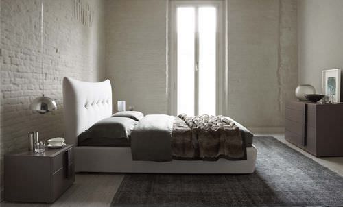 Lit double - DOMINO - ORME - contemporain / tapissé / en tissu