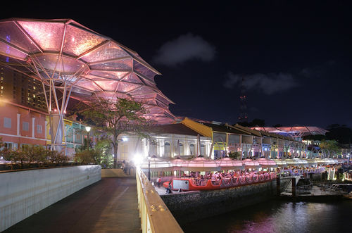 Membrane architecturale en ETFE - CLARKE QUAY SHOPPING MALL - Hightex - pour structure tendue / pour toit / transparente