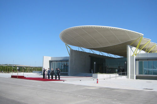 Structure tendue câble-membrane - BARAJAS, STATE PAVILION - Hightex - pour couverture / avec membrane en ETFE / pour aéroport