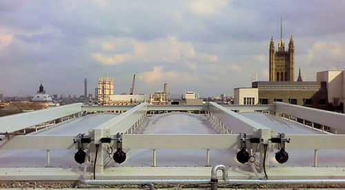 Structure tendue sur ossature métallique - BURBERRY - Hightex - pour couverture / avec membrane en ETFE / transparente