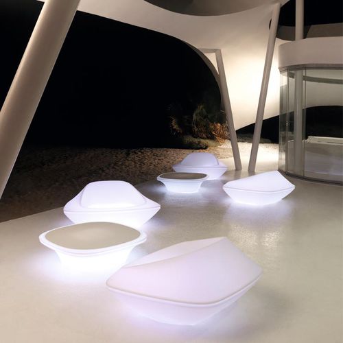 Fauteuil design original - UFO  - VONDOM - en polyéthylène / en polyéthylène / lumineux