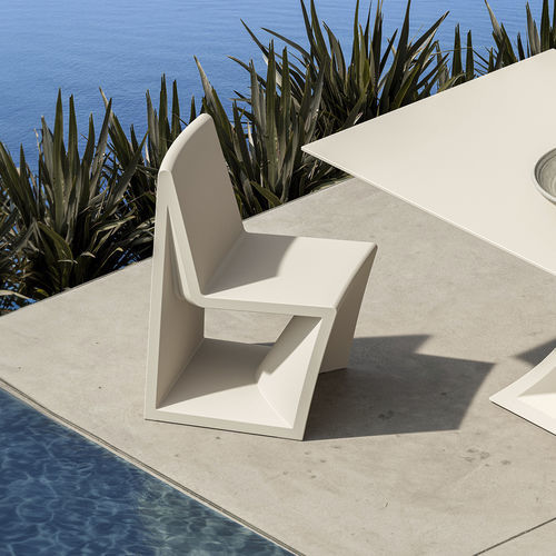 Chaise de jardin contemporaine - REST - VONDOM - d'extérieur / d'intérieur / en polyéthylène