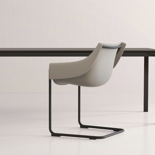 Chaise contemporaine - MANTA - VONDOM - d'intérieur / d'extérieur / en polypropylène