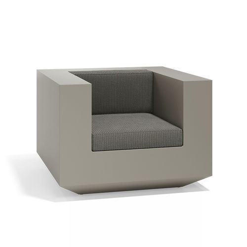 Fauteuil contemporain - VELA - VONDOM - en tissu / en polyéthylène / avec coussin amovible