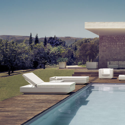 Bain de soleil contemporain - VELA - VONDOM - en tissu / en polyéthylène / lumineux
