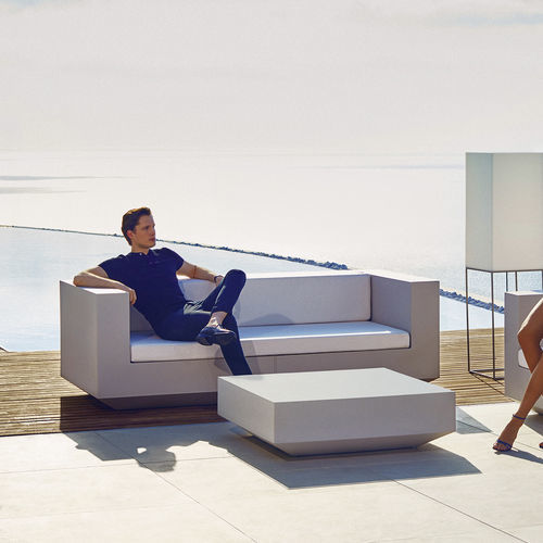 Canapé contemporain - VELA - VONDOM - de jardin / en tissu / avec accoudoirs