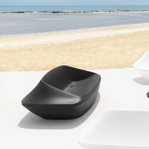 Canapé contemporain - UFO   - VONDOM - de jardin / en polyéthylène / lumineux (LED)