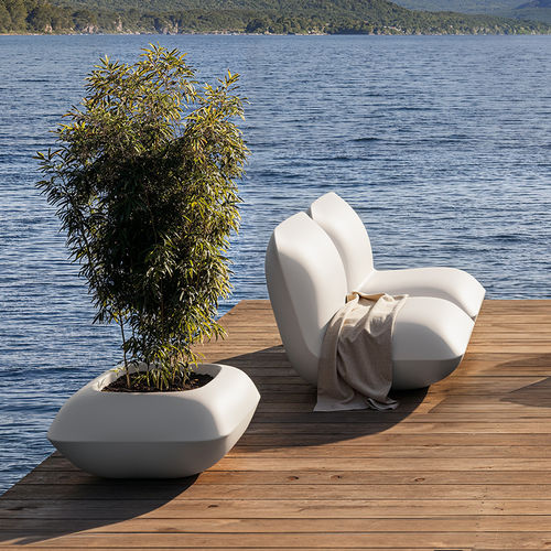 Chauffeuse contemporaine - PILLOW - VONDOM - en polyéthylène / en polyéthylène / 100% recyclable