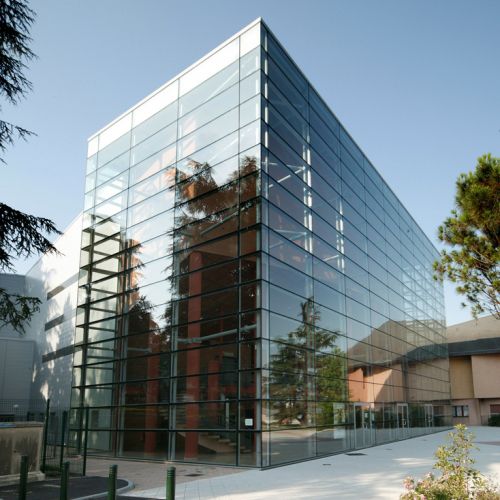 Vitrage extérieur collé VEC - UNIVERS® TH - INSTALLUX