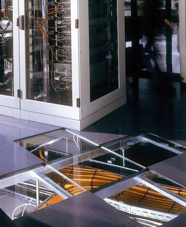 Plancher technique en verre - LUMEN - Hyperline Systems Inc. - d'intérieur / pour ventilation