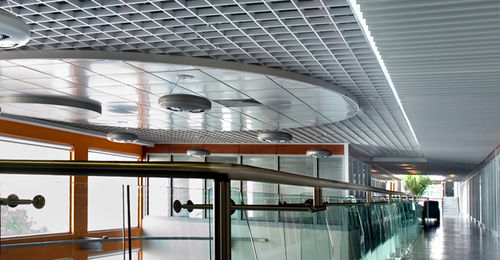 Faux-plafond en bois - MAGNA T-CELL™ - CHICAGO METALLIC CORPORATION - en panneaux / grillagé