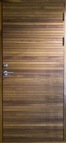 Porte d'extérieur - RES&Ouml; FSC - BOVALLS - en teck / battante / contemporaine