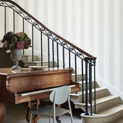 Papier peint classique - BROAD - The Little Greene - à rayures / aspect bois / gris