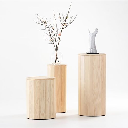 Table d'appoint contemporaine - CAP PODIUM - KARL ANDERSSON - en chêne / en bois massif / en frêne