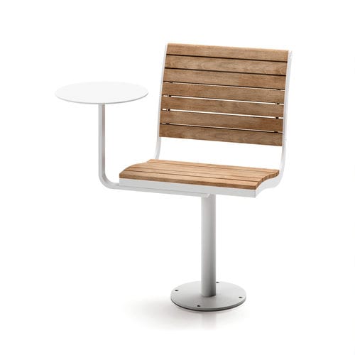 Chaise de jardin contemporaine - Parco Armchair with Tabletop - NOLA INDUSTRIER - d'extérieur / d'intérieur / en chêne