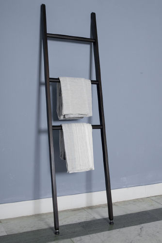 Porte-serviettes échelle - BOJ - OLBY DESIGN - plus de 3 barres / sur pied / en métal