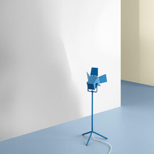 Lampe de table - FOTO - ZERO - en acier peint / en fonte d'aluminium / contemporaine