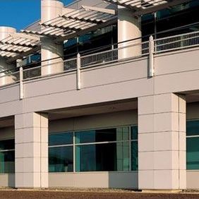 Brise-soleil aggloméré - AIRFOIL™ LUX - CS - Construction Specialties - pour façade / horizontal