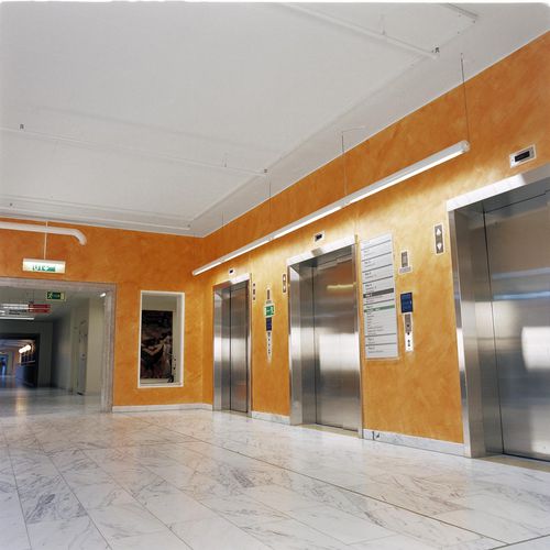 Faux-plafond en laine de verre - FOCUS™ B - Saint-Gobain Ecophon - en dalles / pour salle blanche / pour bureau